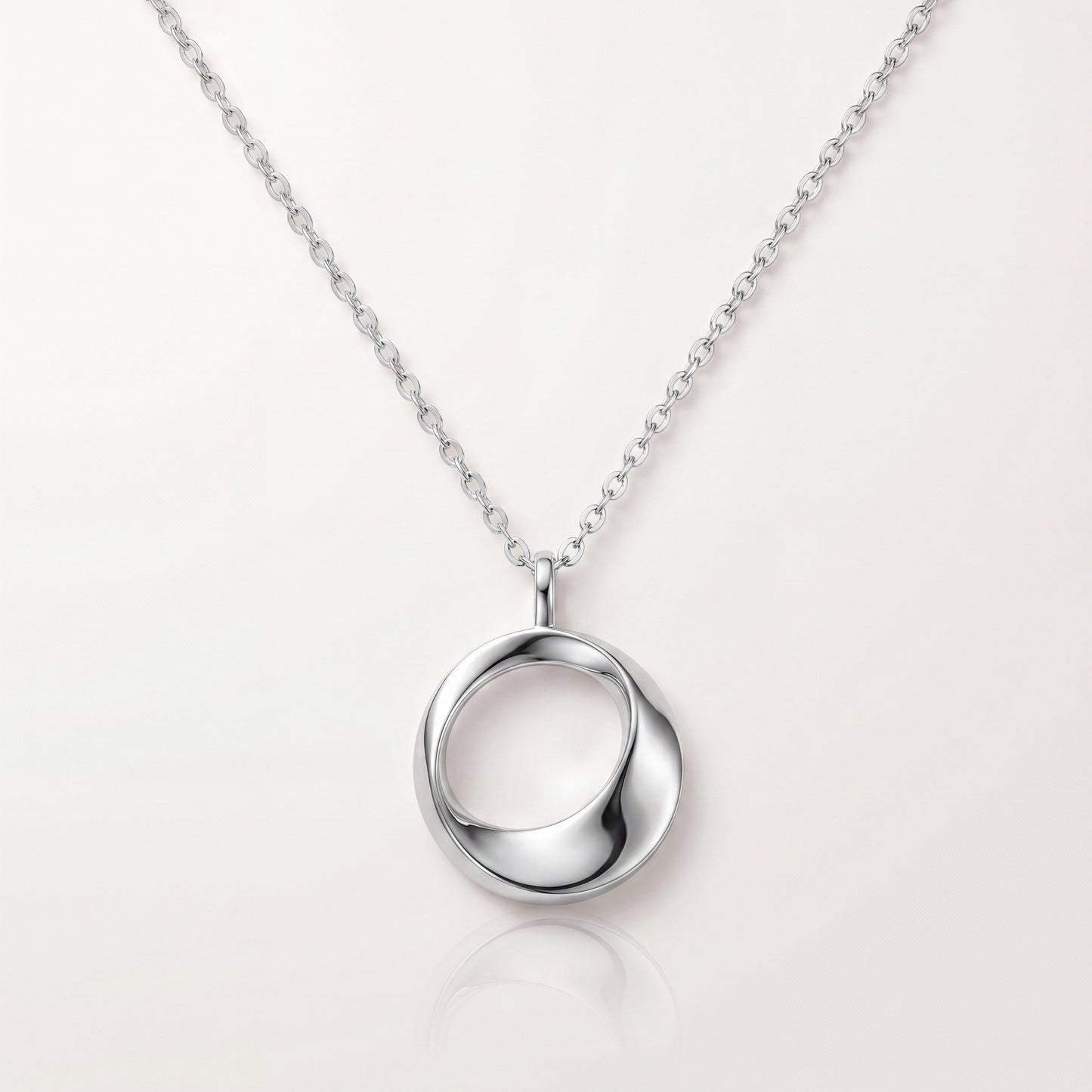 925 Sterling Silver Modern Open Circle Pendant Necklace