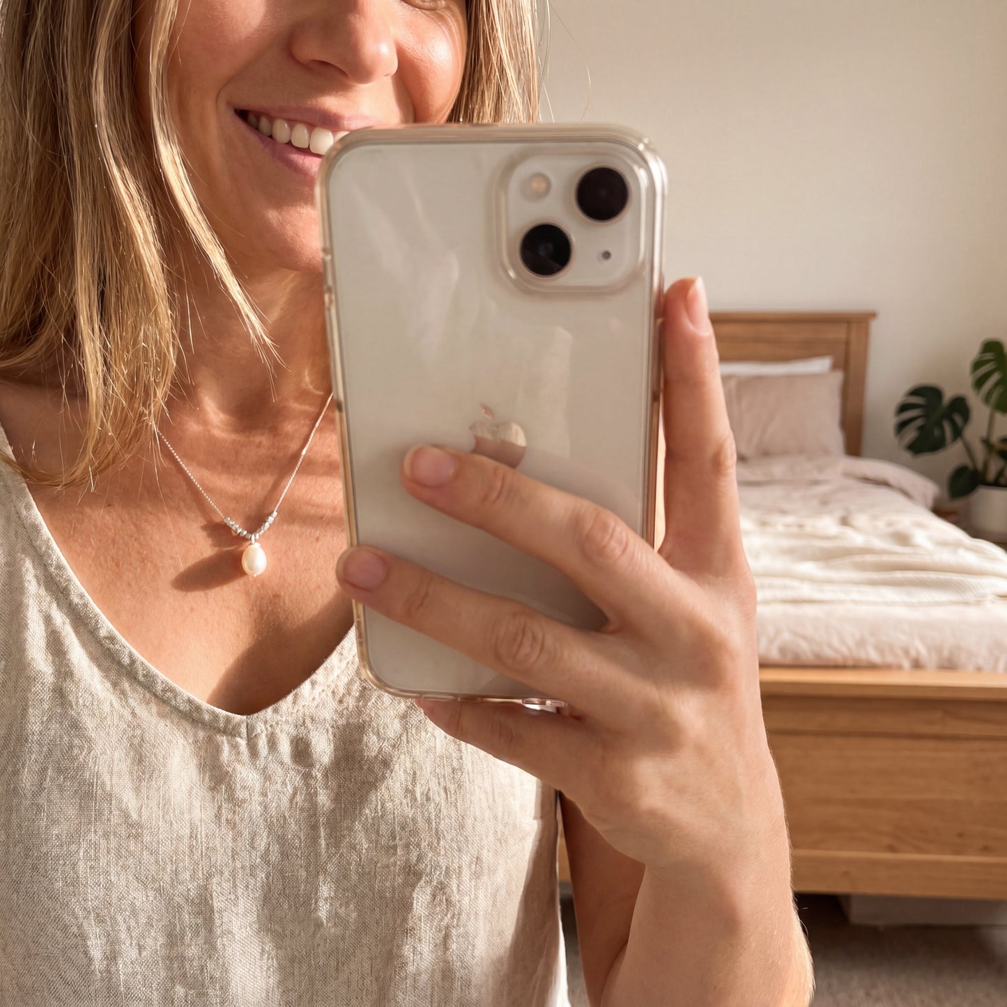 Real-life wearing photo of 925 sterling silver teardrop pearl pendant necklace